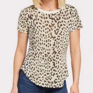 Chaser shirttail hem Tee